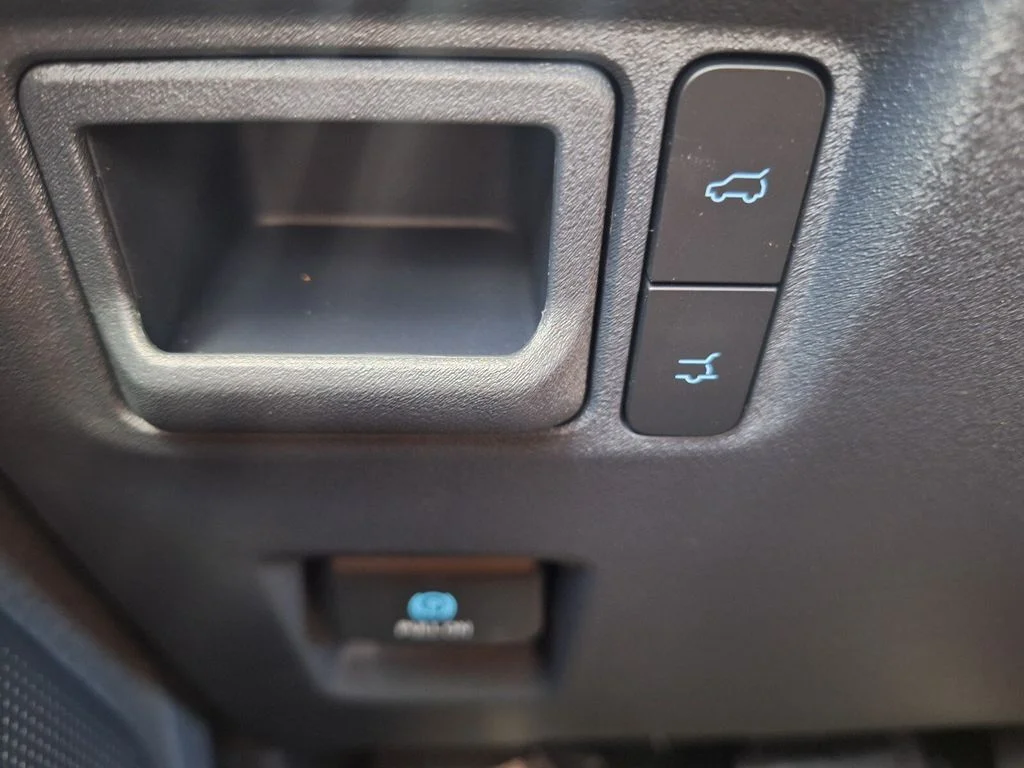 New 2027 Dark Matter Gray Metallic Ford MAX Active image 15