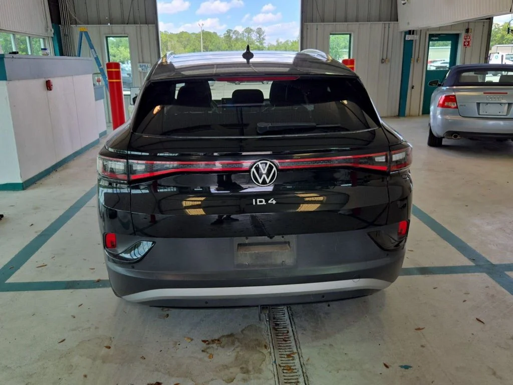 Used 2021 Black Volkswagen 1st Edition image 3