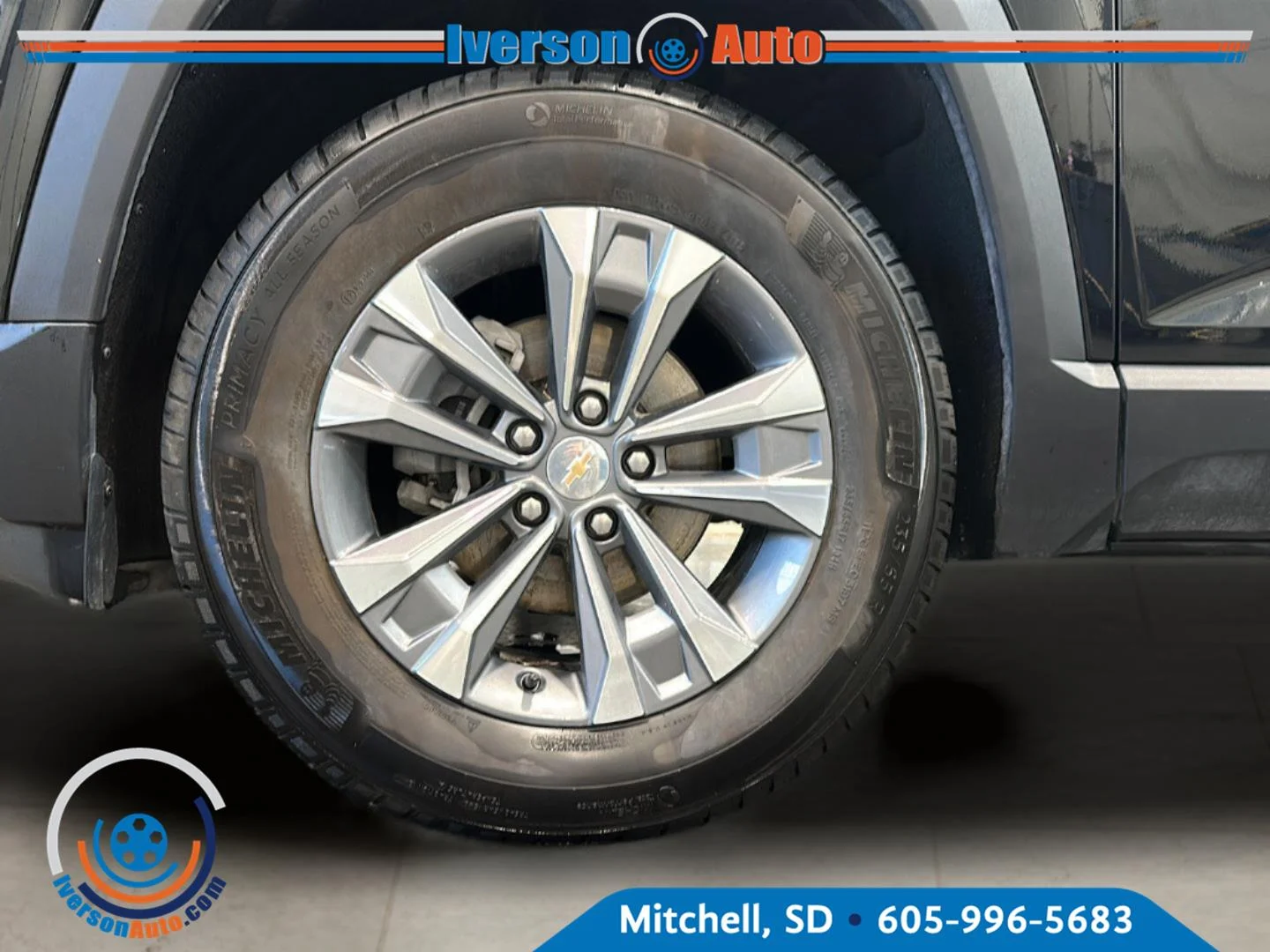 Used 2026 Mosaic Black Metallic Chevrolet AWD LT image 9