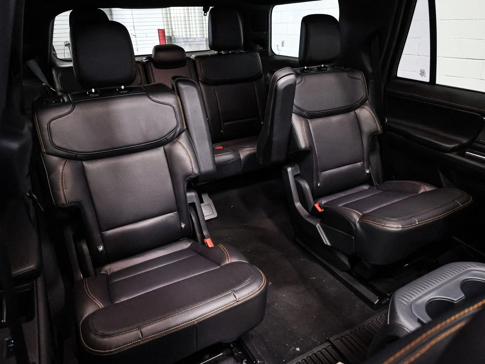 New 2026 Agate Black Metallic Ford Tremor® image 26