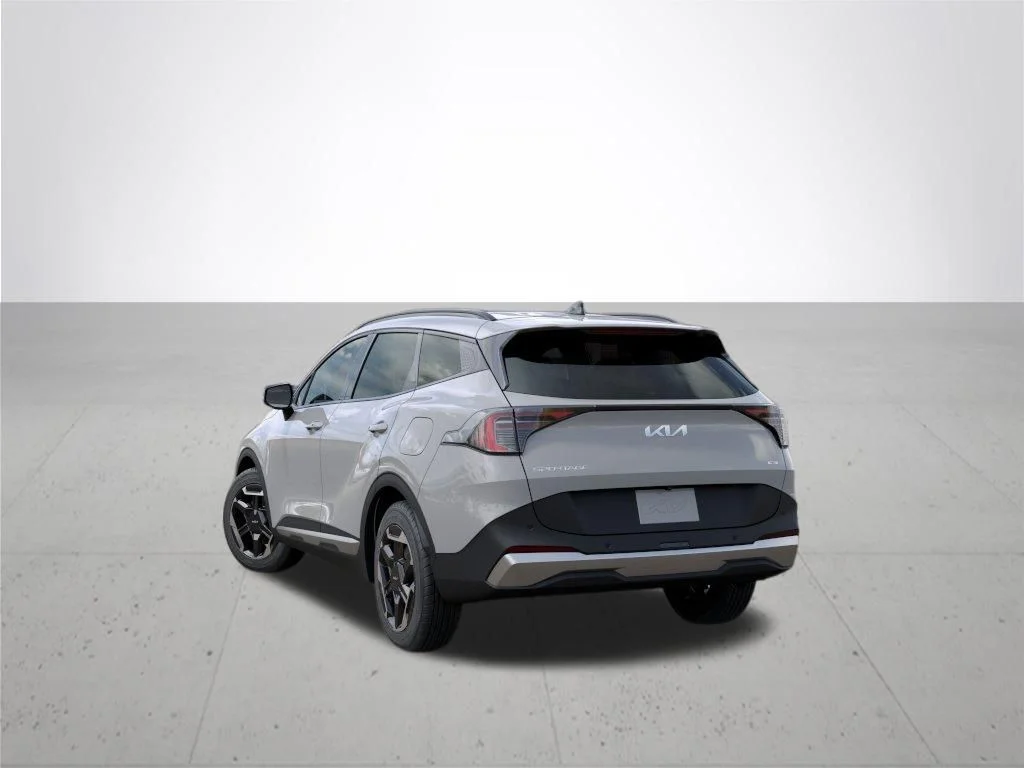New 2027 Wolf Gray Kia S image 4