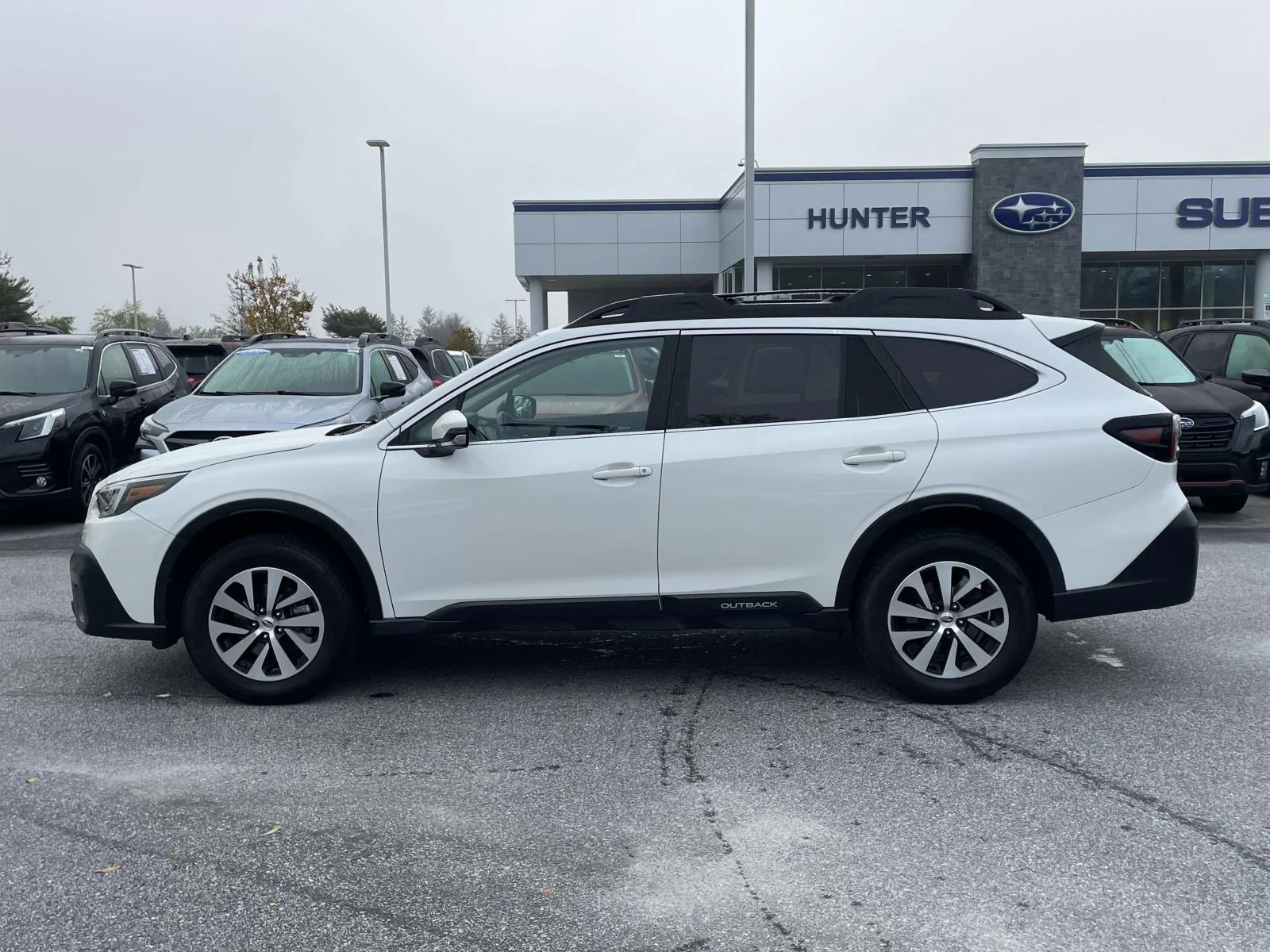 Used 2022 Crystal White Pearl Subaru Premium image 24