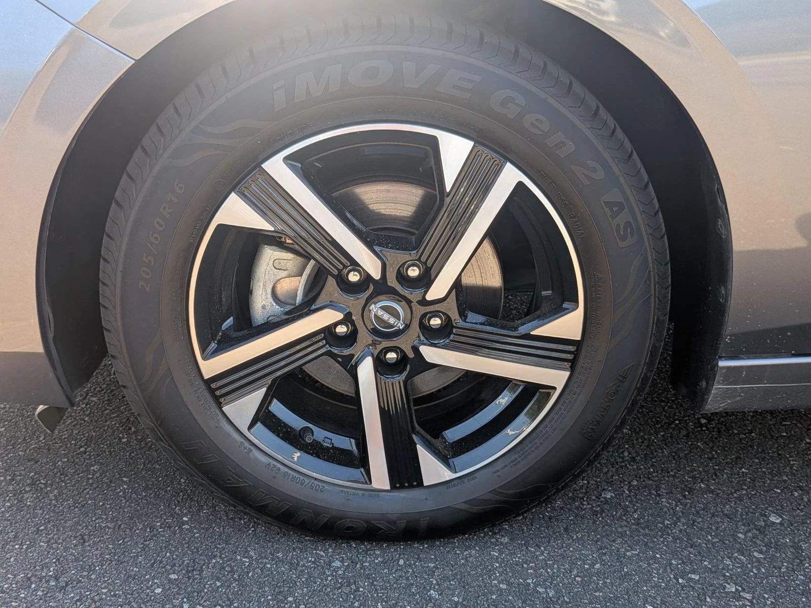 Certified Used 2024 Gun Metallic Nissan SV image 10