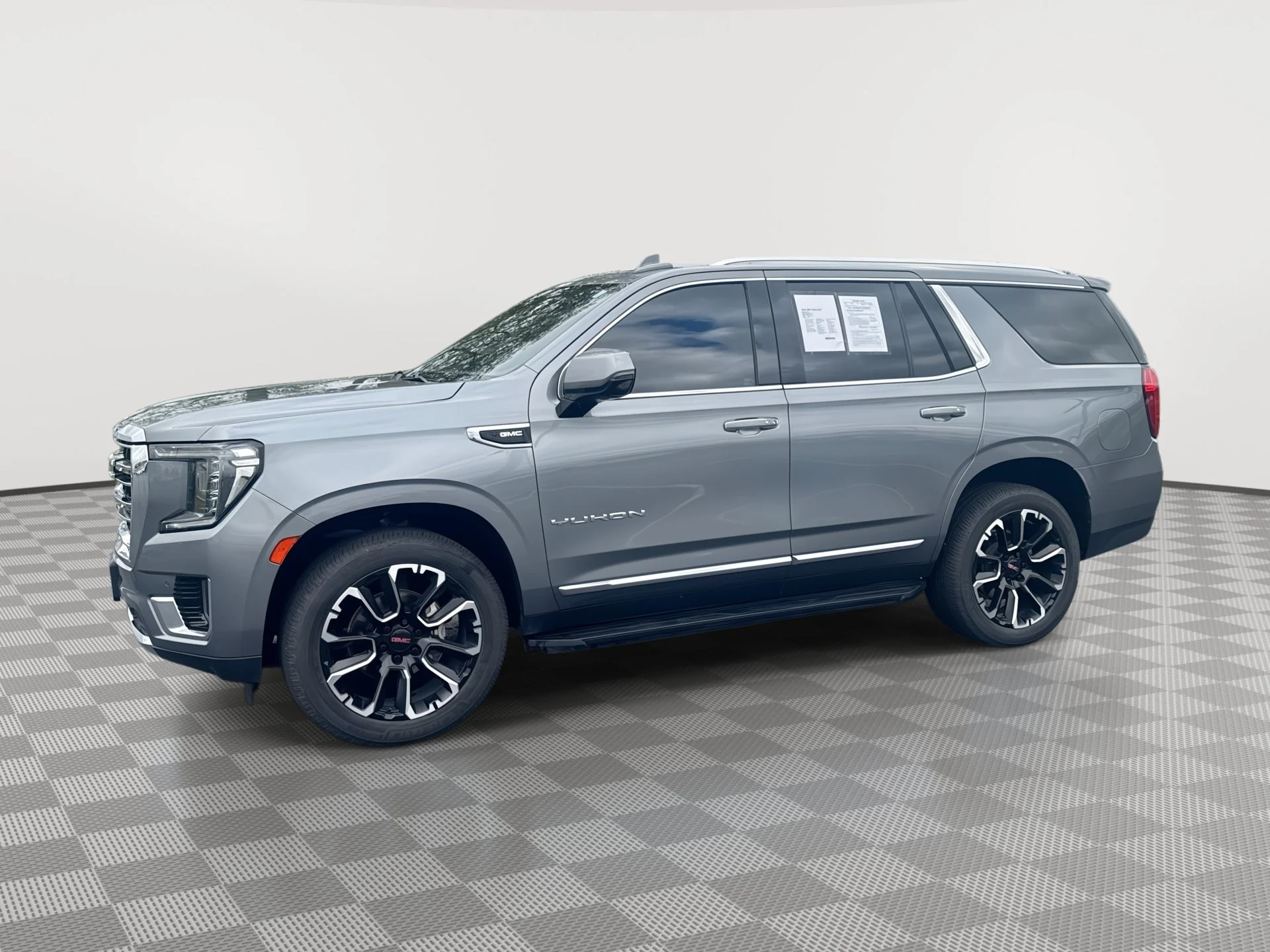 2022 GMC Yukon SLT