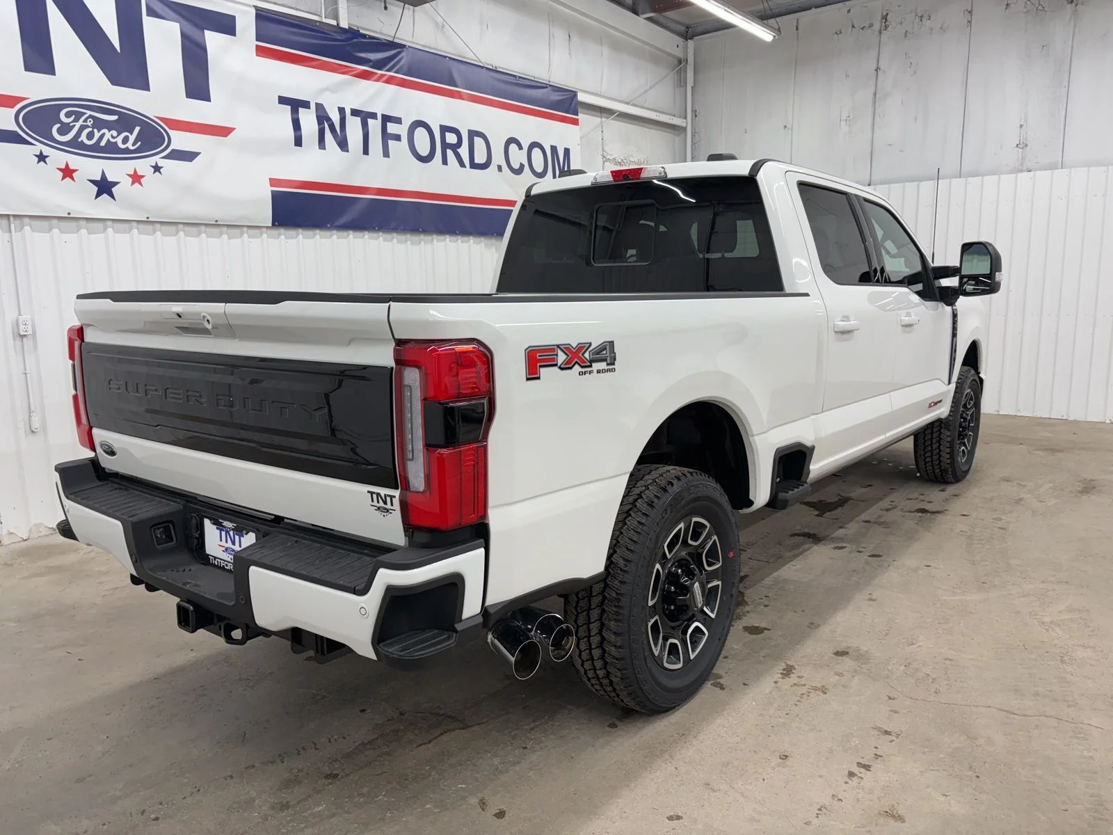 New 2026 Star White Metallic Tri-Coat Ford F-250® Platinum® image 7