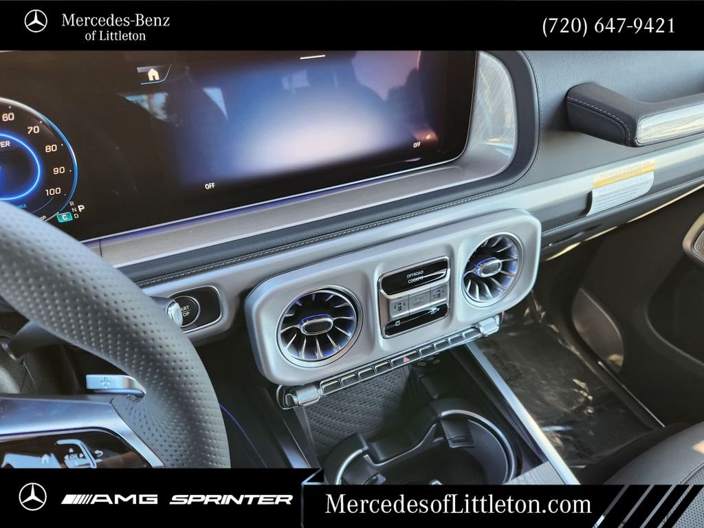 New 2027 MANUFAKTUR Night Black Magno Mercedes-Benz G 580 image 19