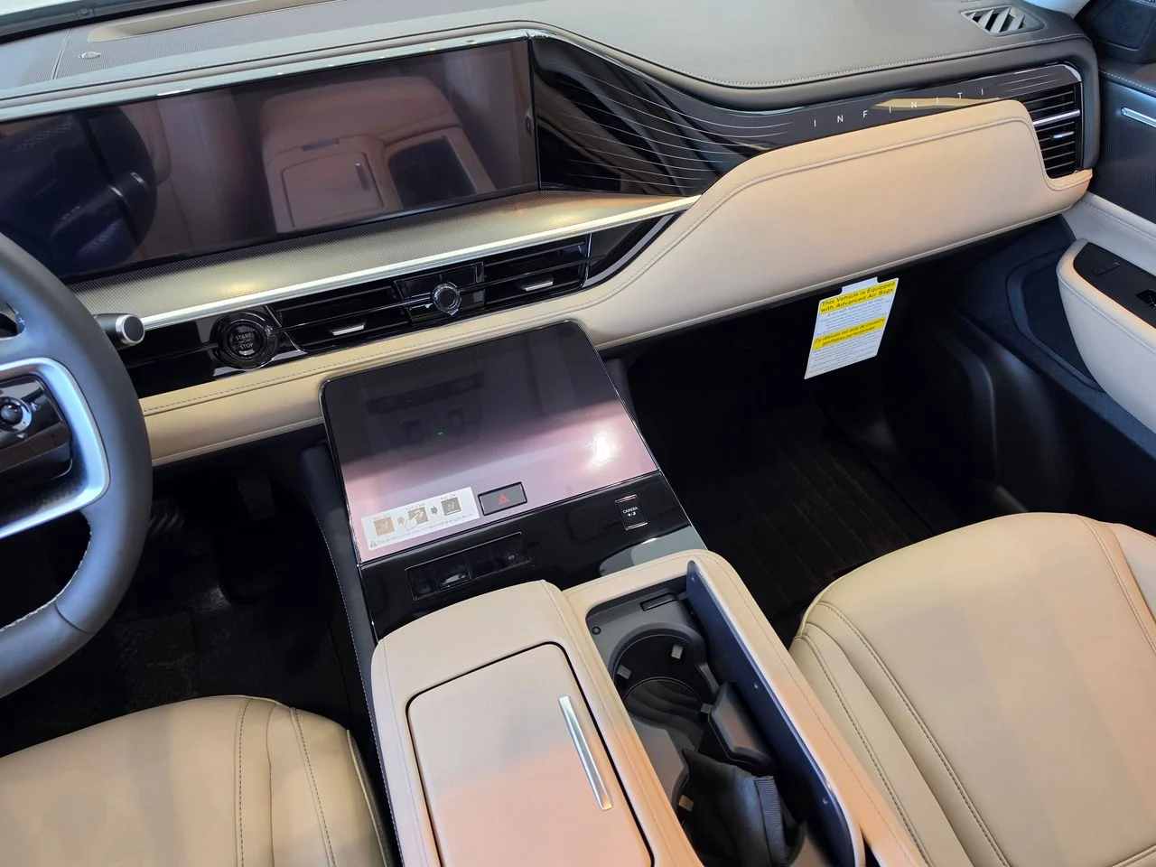 New 2026 RADIANT WHITE INFINITI Pure 4WD image 24