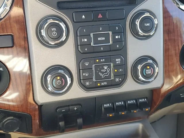 Used 2015 Brown Ford Platinum image 24
