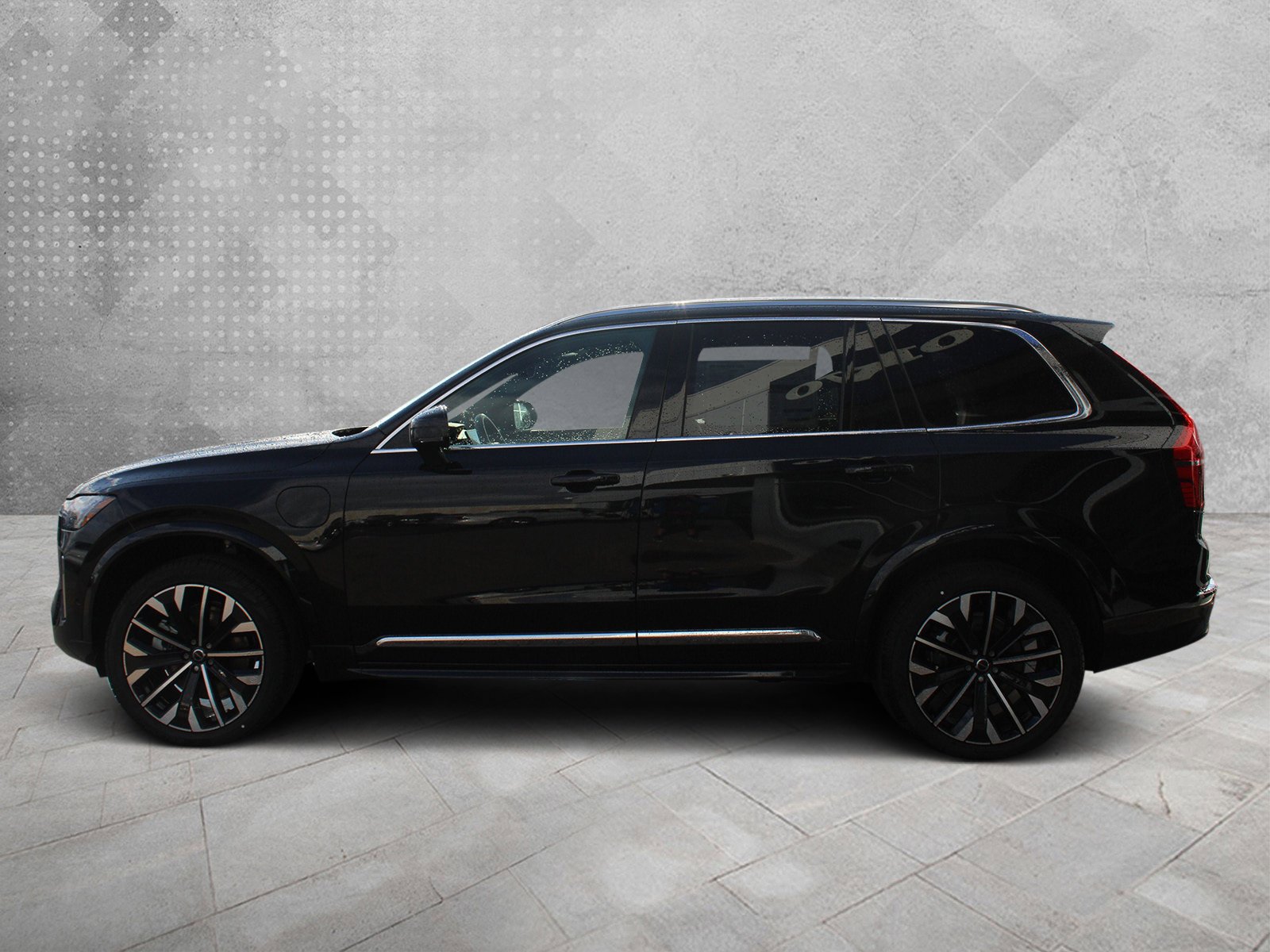 New 2026 Onyx Black Metallic Volvo Plus image 4