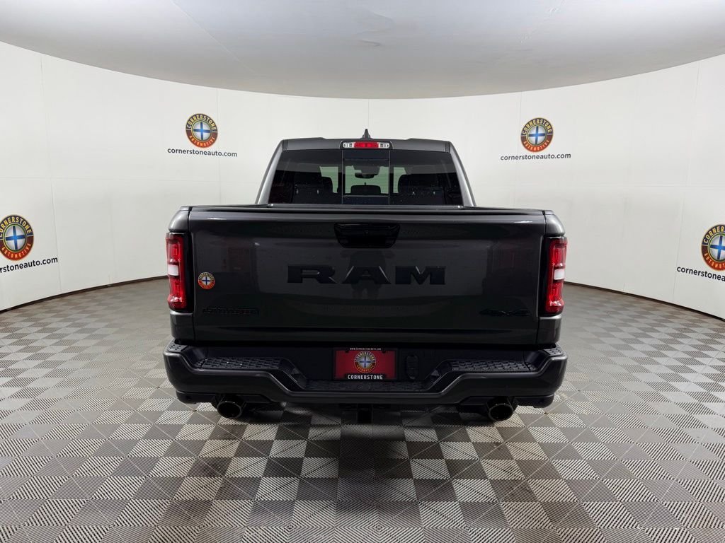 New 2026 Granite Crystal Metallic Clear-Coat Exterior Paint RAM Laramie image 26