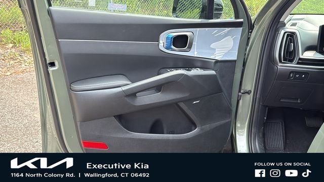New 2026 Jungle Green Kia X-Line EX AWD image 9