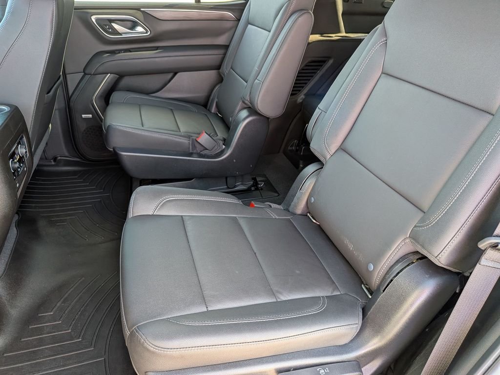 Used 2022 White Chevrolet Z71 image 25