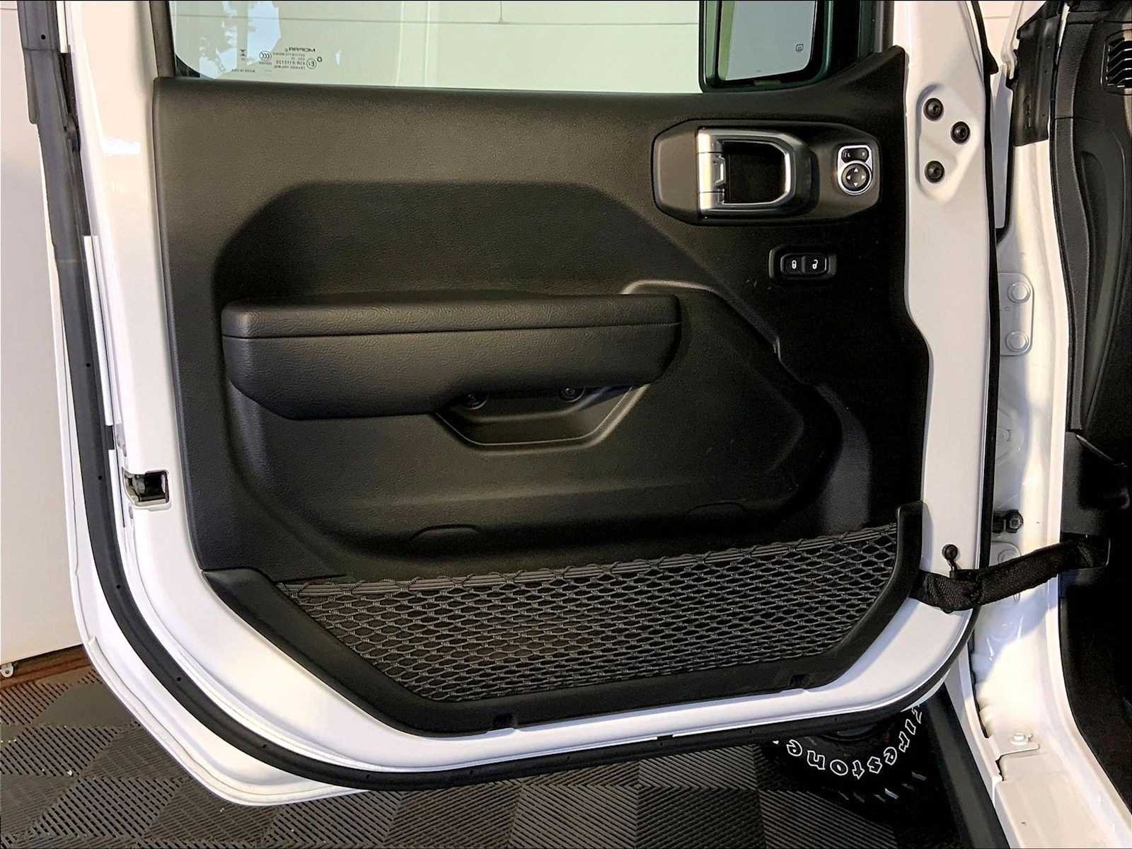 Used 2023 Bright White Clearcoat Jeep Willys image 26