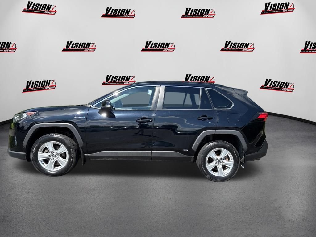 Used 2020 Black Toyota XLE image 8