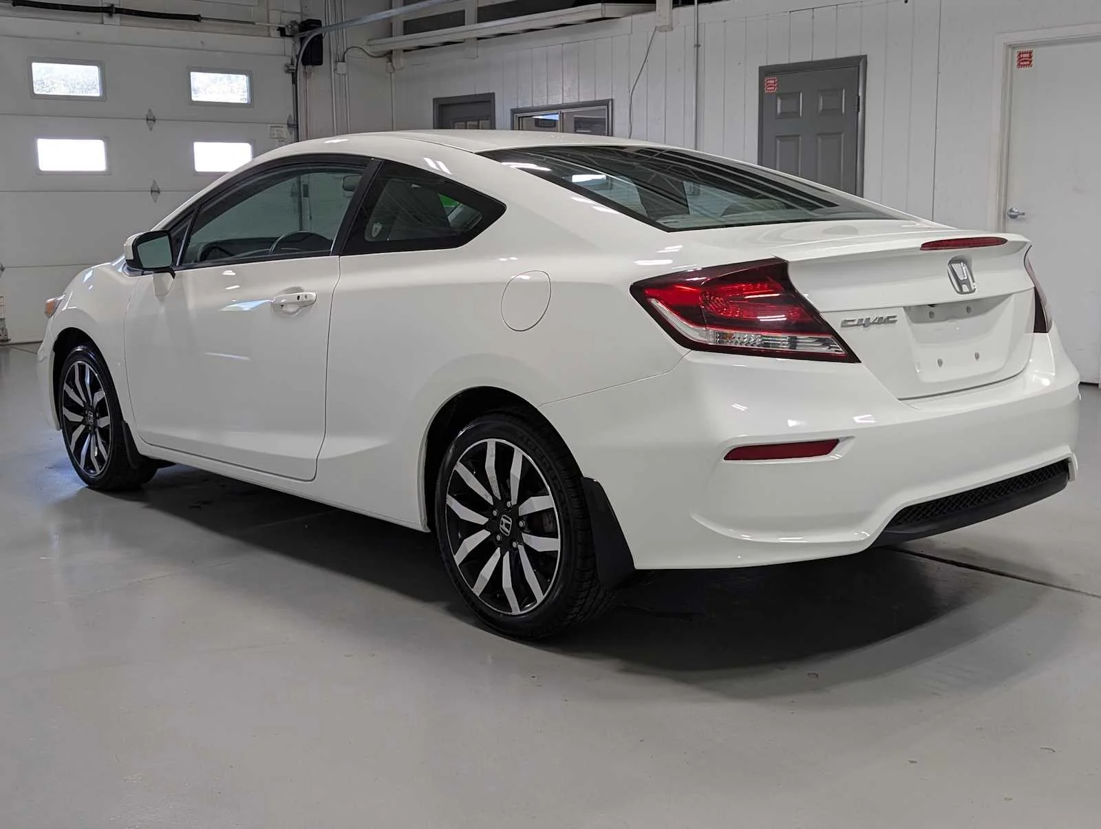 Used 2014  Honda EX-L image 10