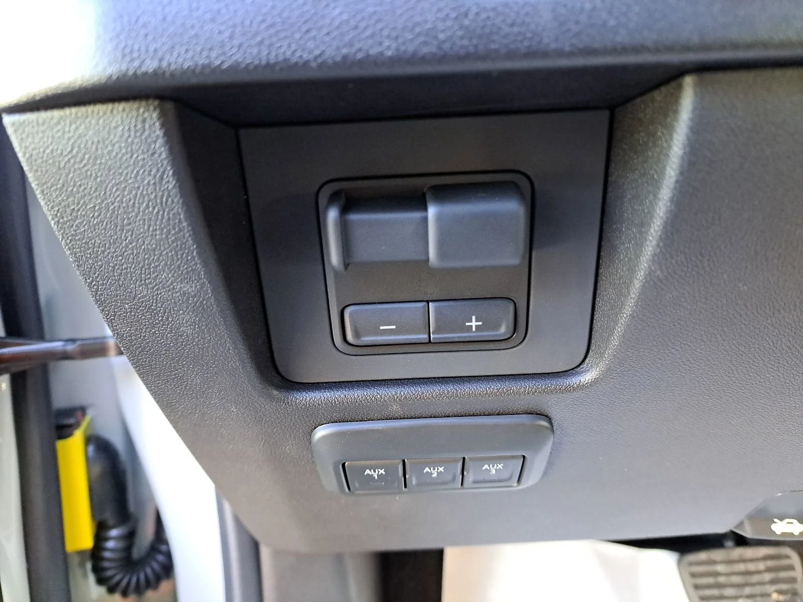 2026 GMC Canyon AT4X - Photo 36