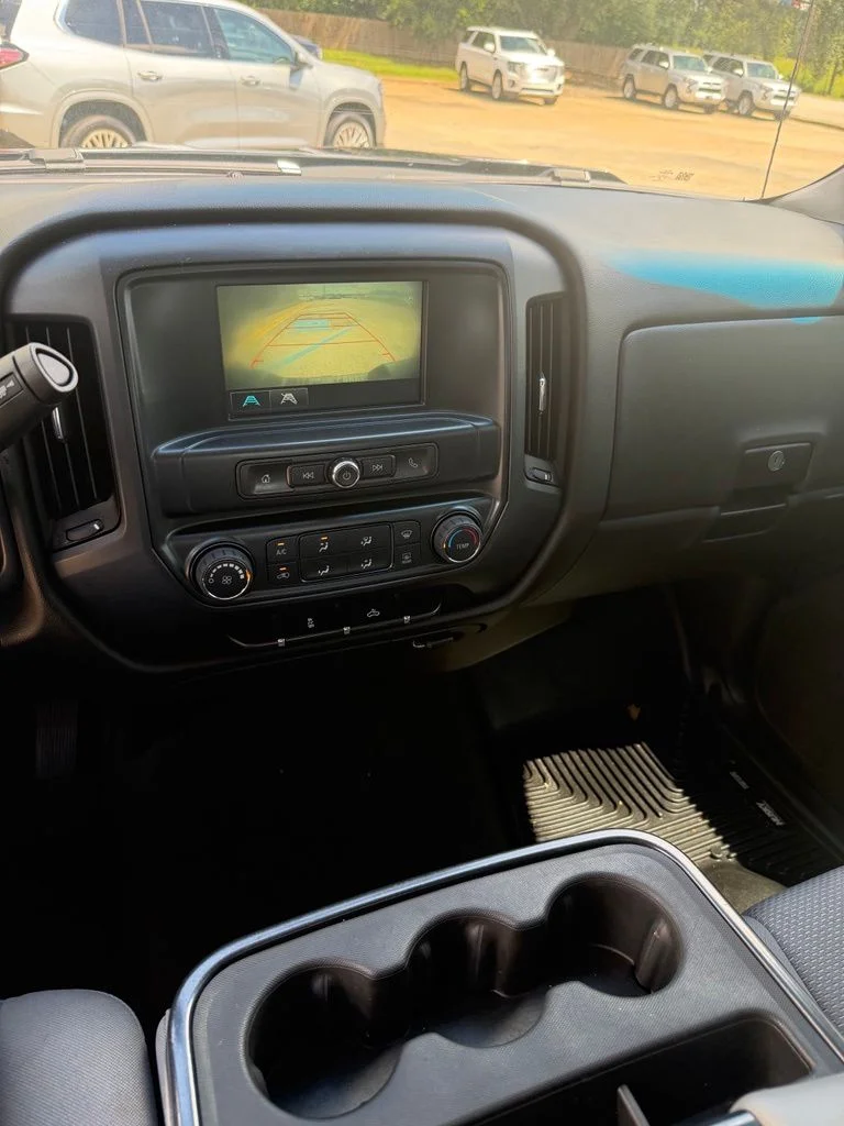 Used 2018 Black Chevrolet Custom image 13