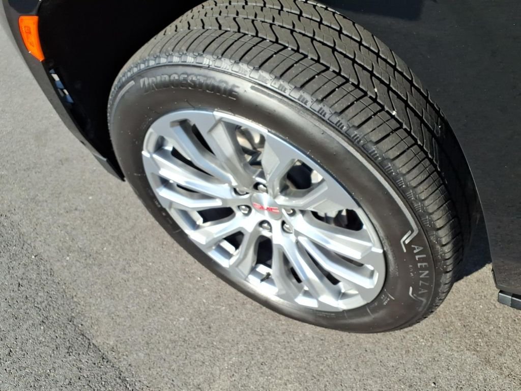 Used 2024 Onyx Black GMC Denali image 21