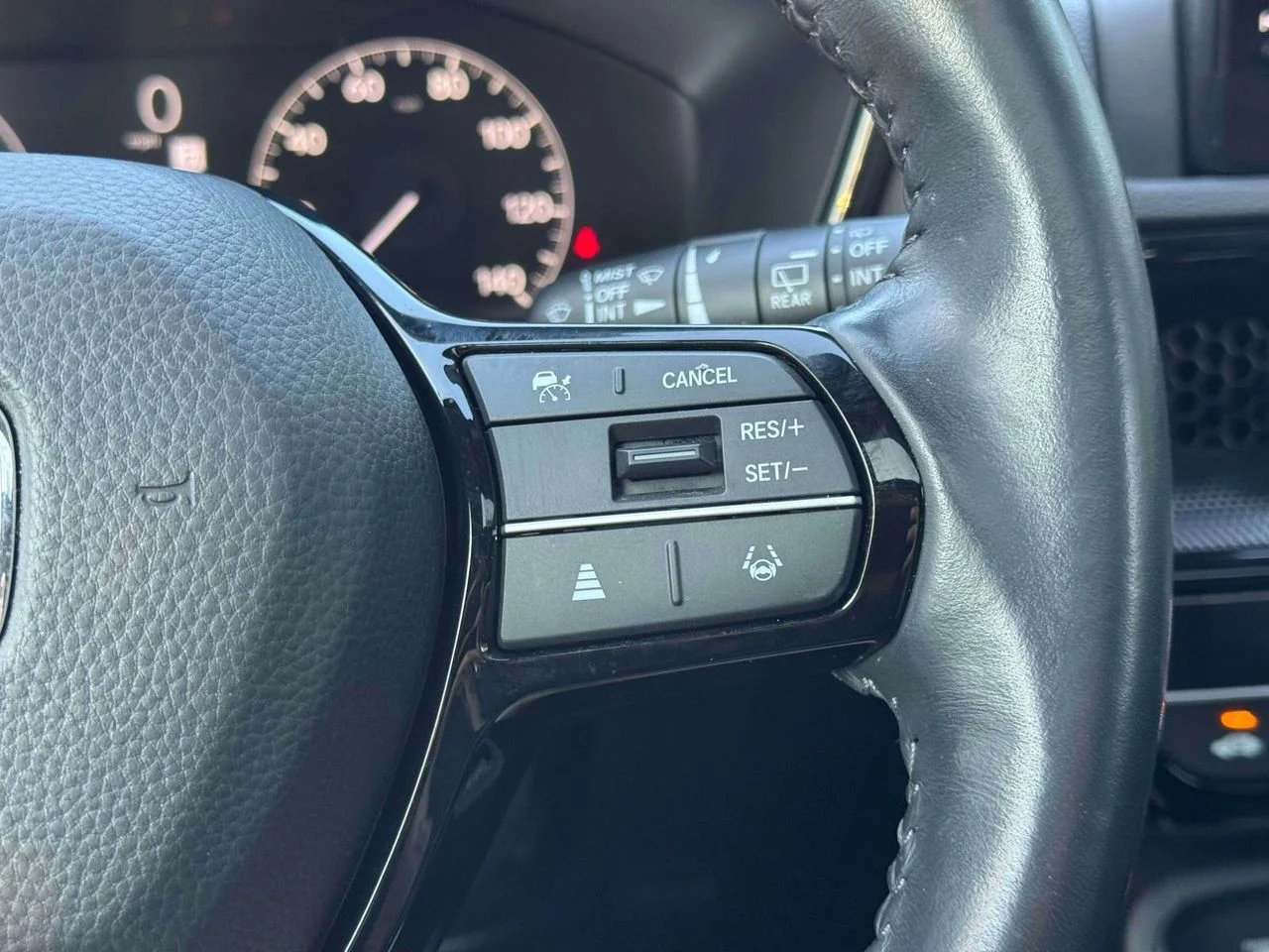 Used 2023 Gray Honda EX-L image 28