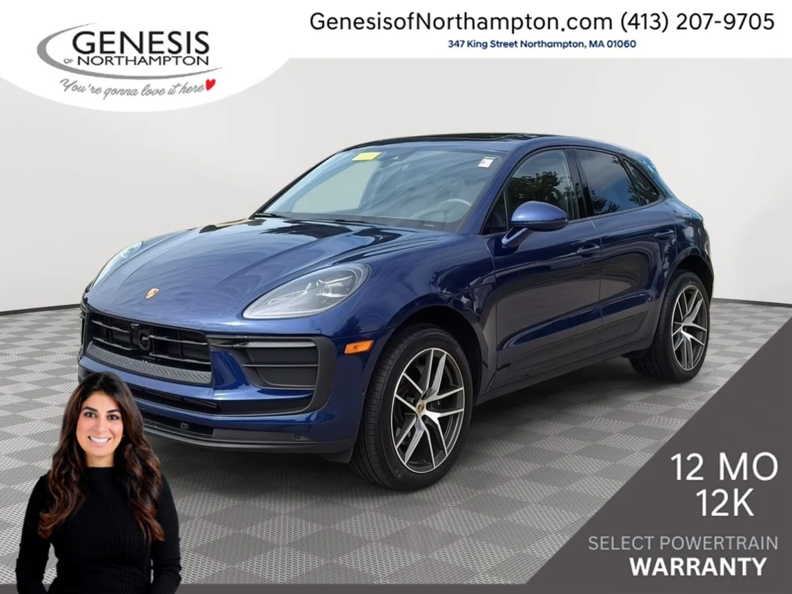 2022 Porsche Macan Base