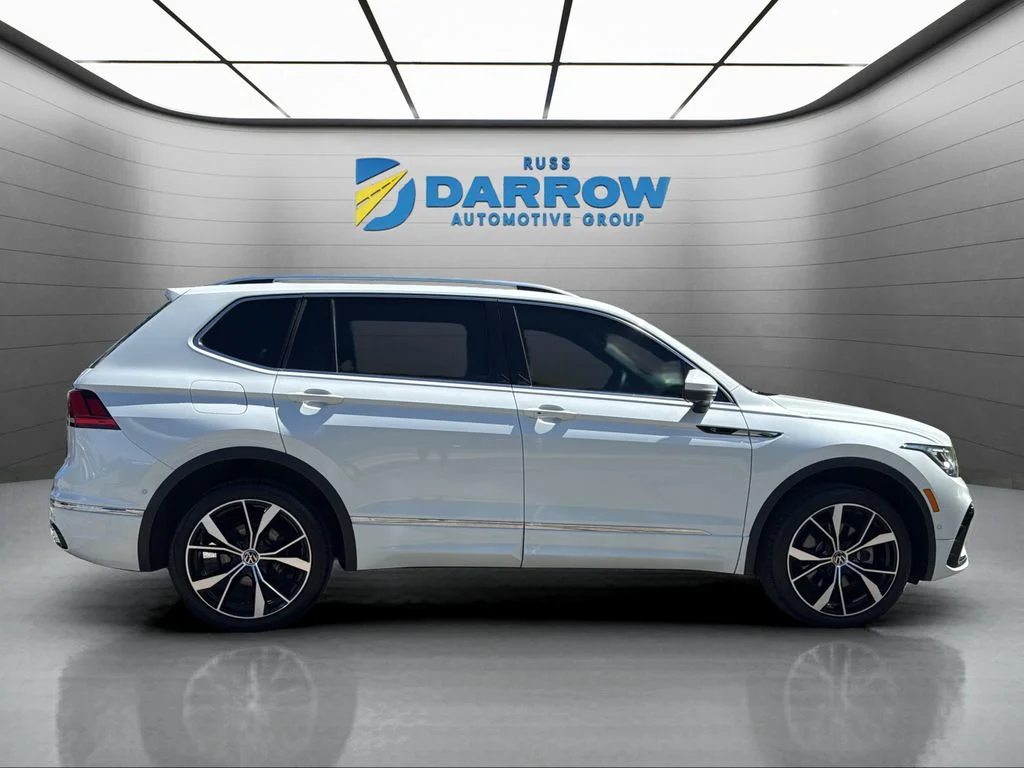 Used 2024 White Volkswagen 2.0T SEL R-Line image 6