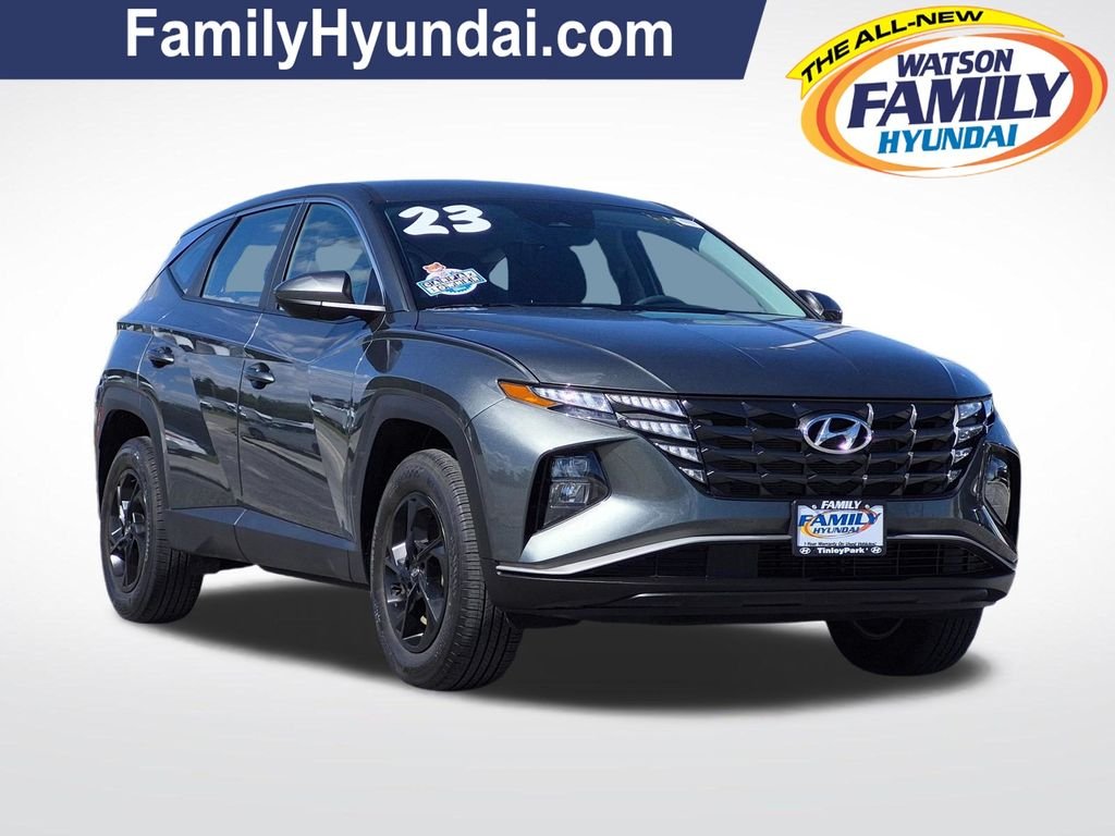 Certified Used 2023 Gray Hyundai SE image 1