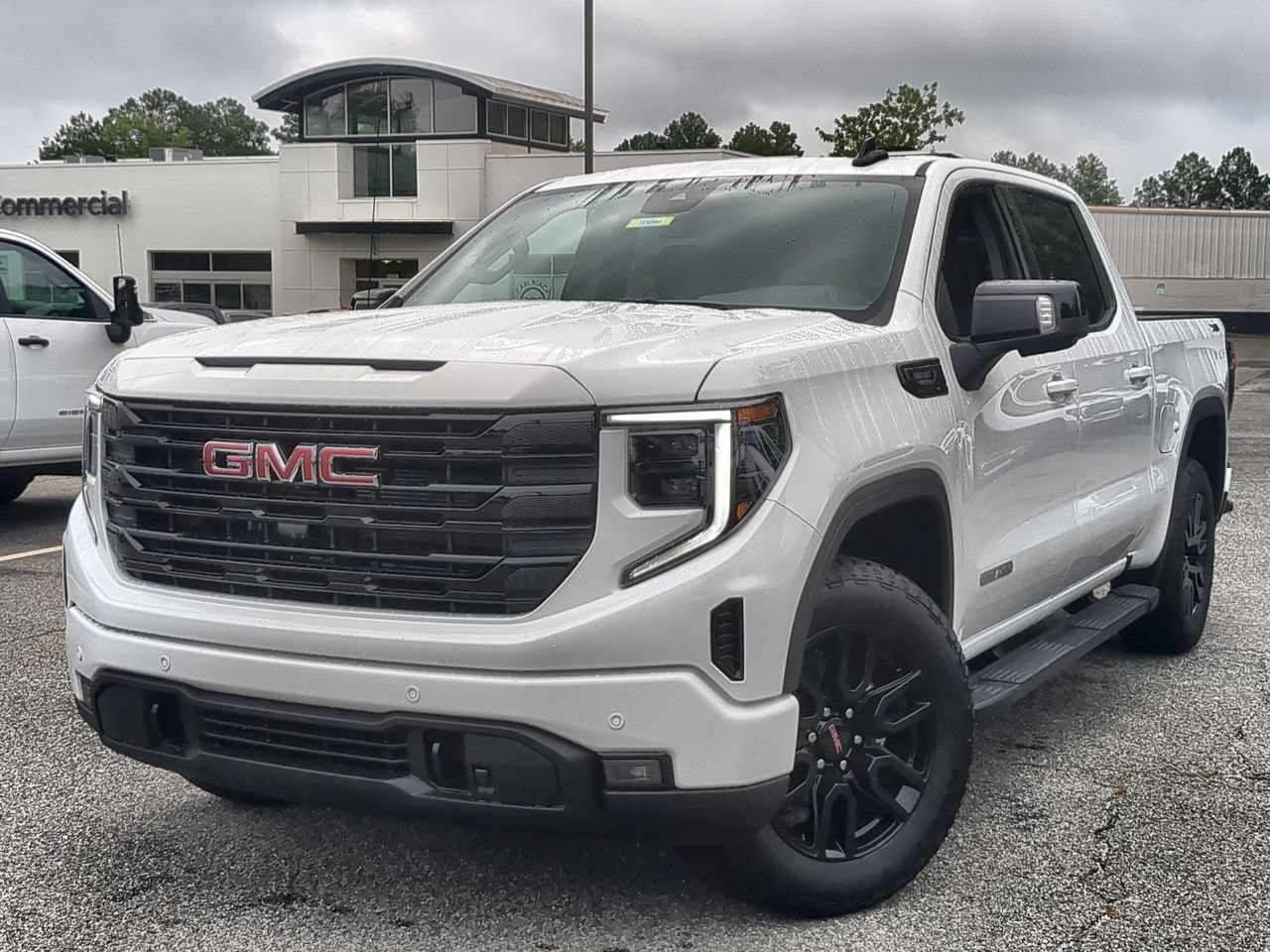 New 2026 Summit White GMC Elevation image 1
