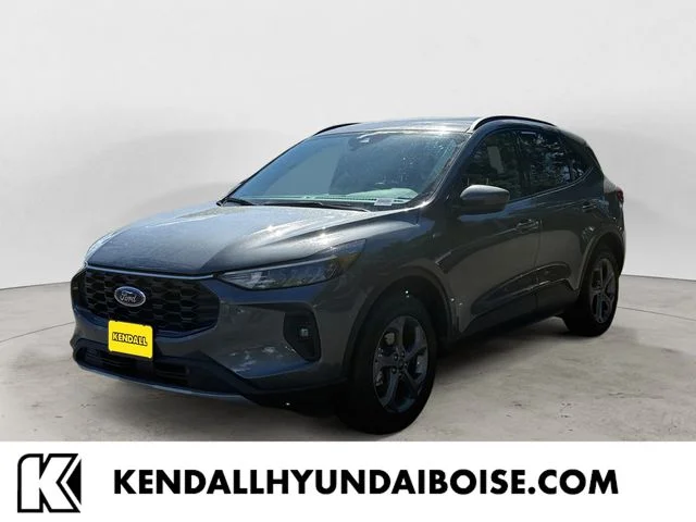 2025 Ford Escape ST-Line Select AWD's photo