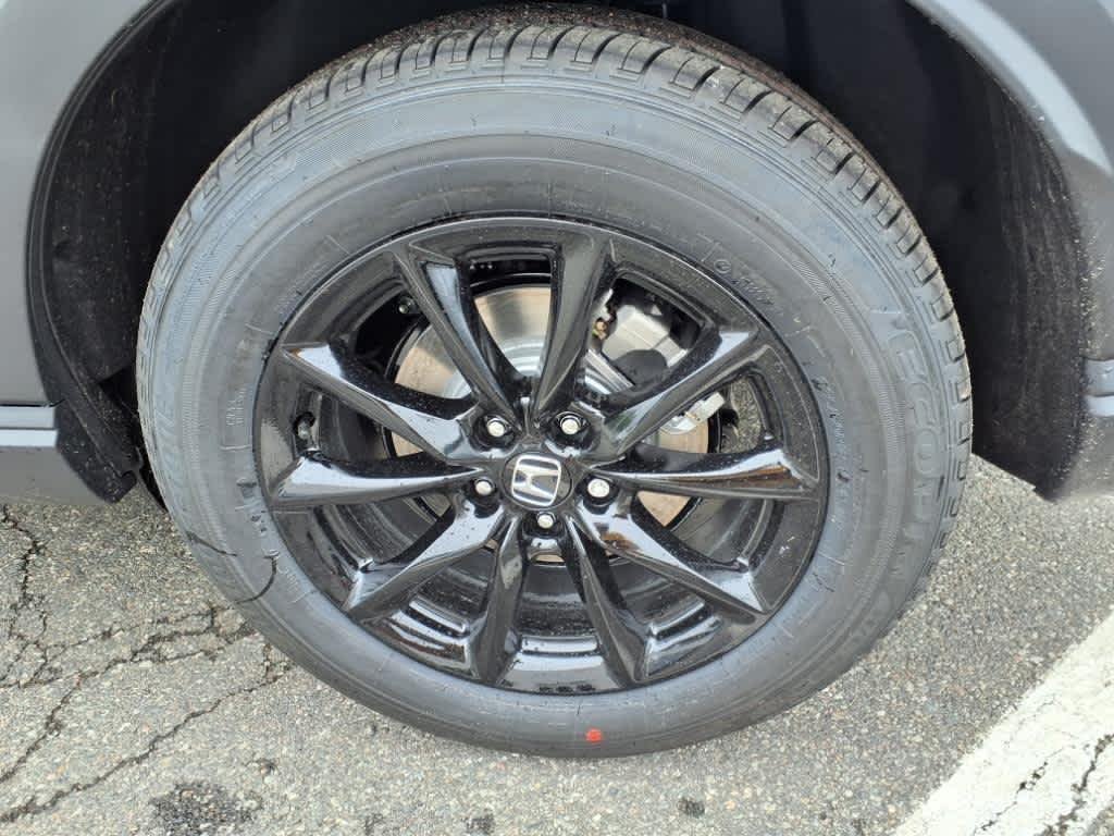 View vehicle photo 5