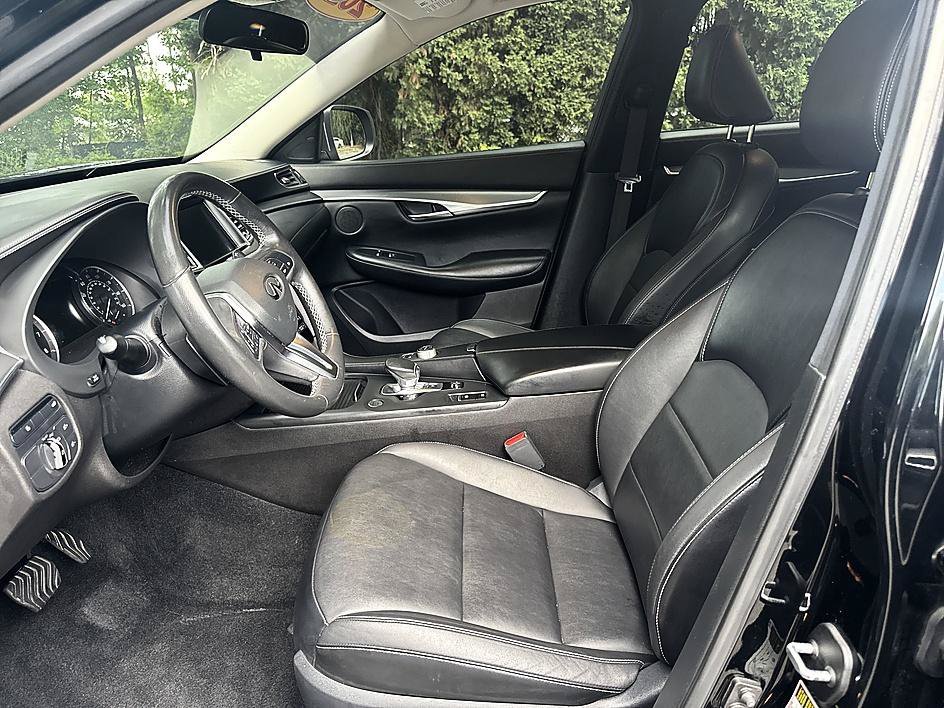 Used 2020 Black Obsidian INFINITI PURE image 11