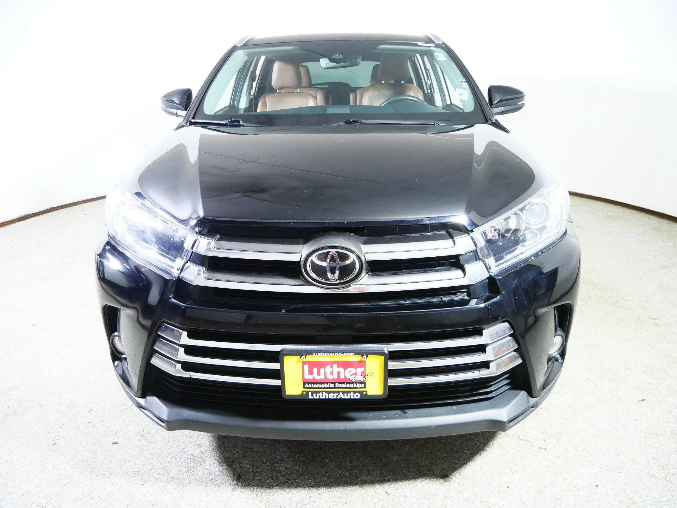 Used 2017 Midnight Black Metallic Toyota Limited image 2