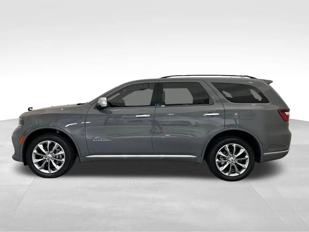 Used 2023 Gray Dodge Citadel image 2
