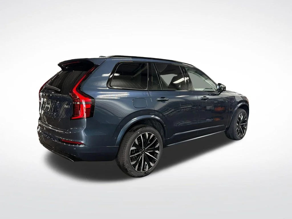 New 2027 Denim Blue Volvo Ultra image 5