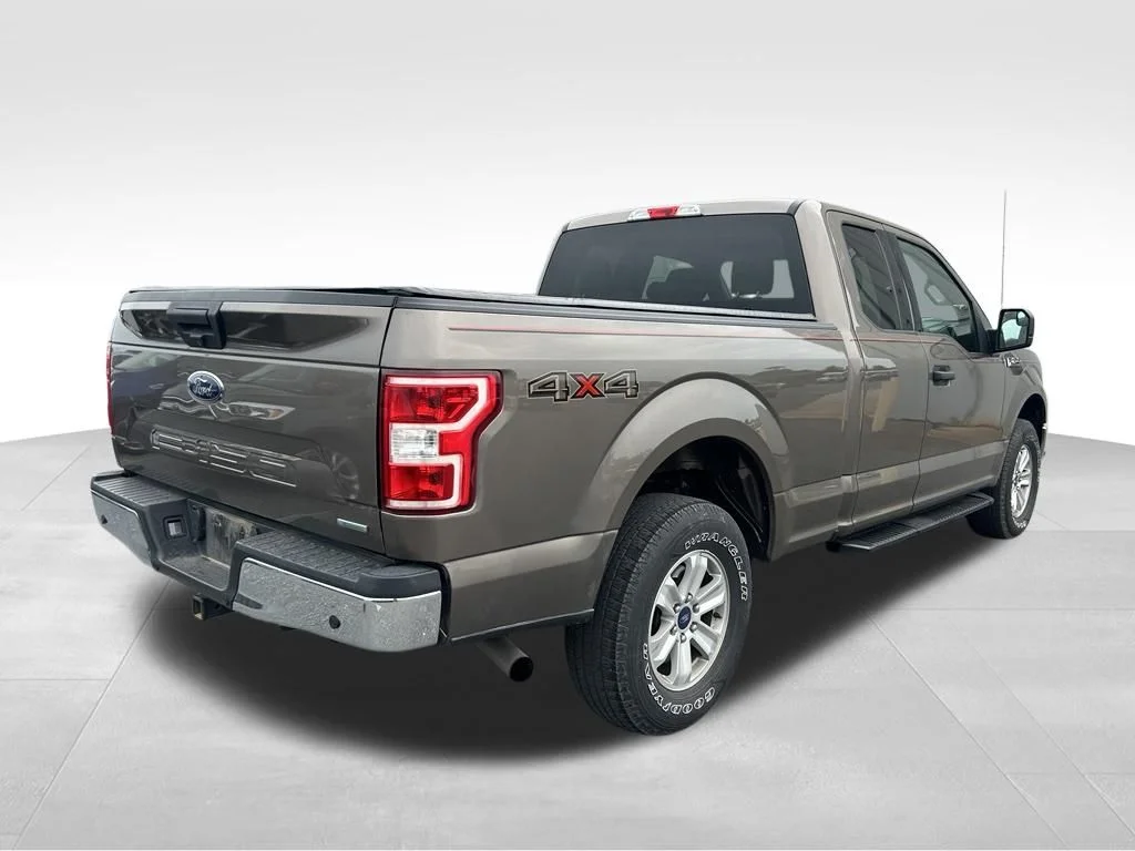 Certified Used 2019 Gray Ford XLT image 5