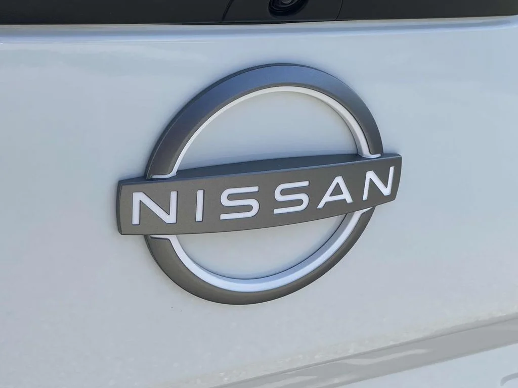 2026 Nissan Frontier SV - Photo 8