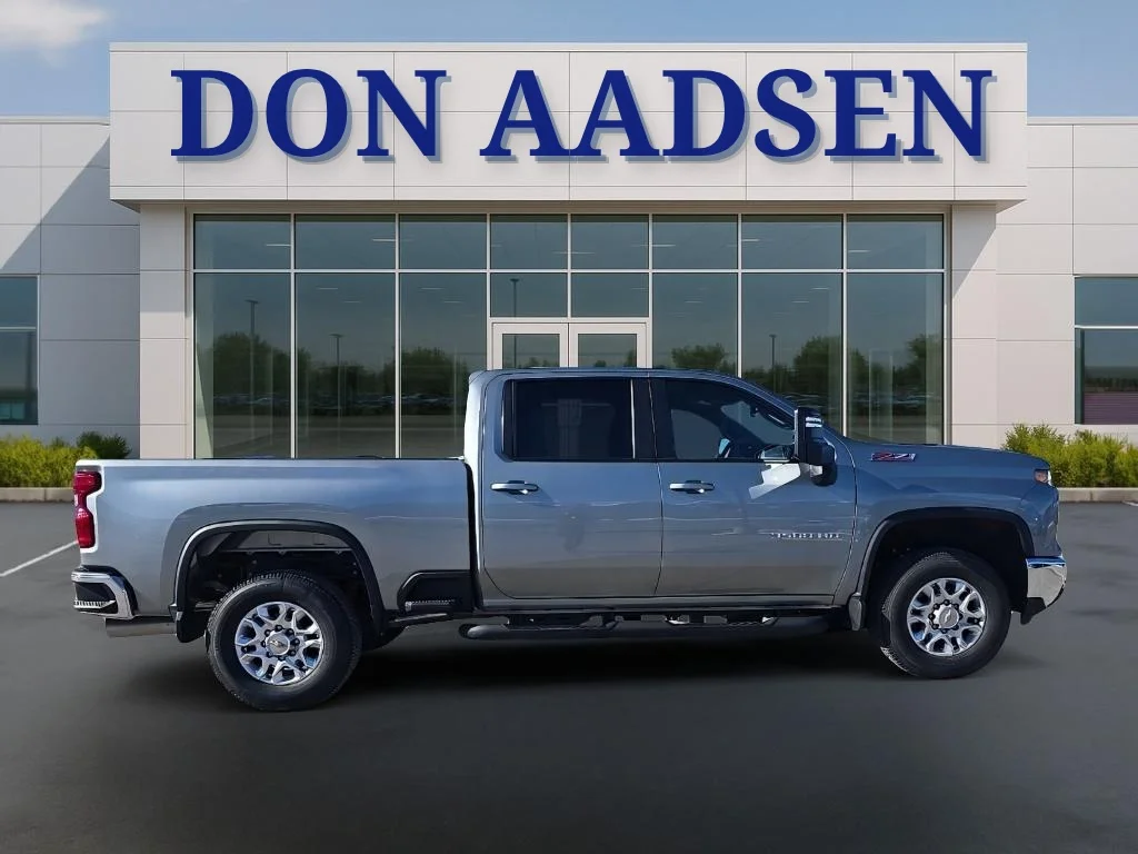 2026 Chevrolet Silverado 3500 HD LT - Photo 8