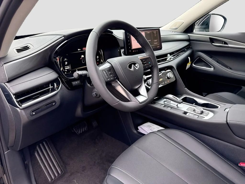 New 2027 MINERAL BLACK INFINITI Luxe FWD image 9