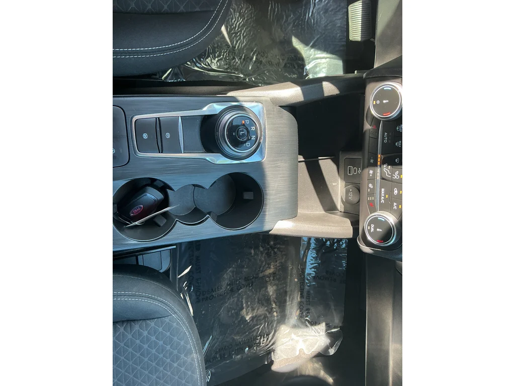 Used 2024 Agate Black Metallic Ford Active image 19