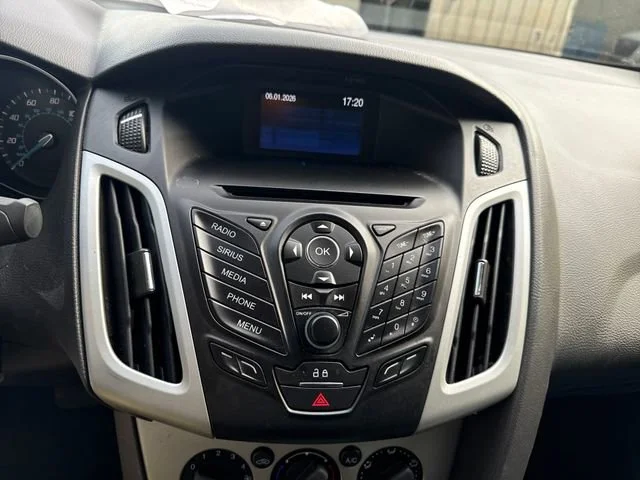 Used 2014 Sterling Gray Metallic Ford SE image 19