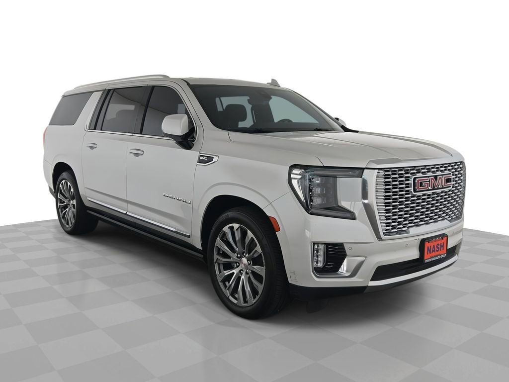 2022 GMC Yukon Denali AWD's photo