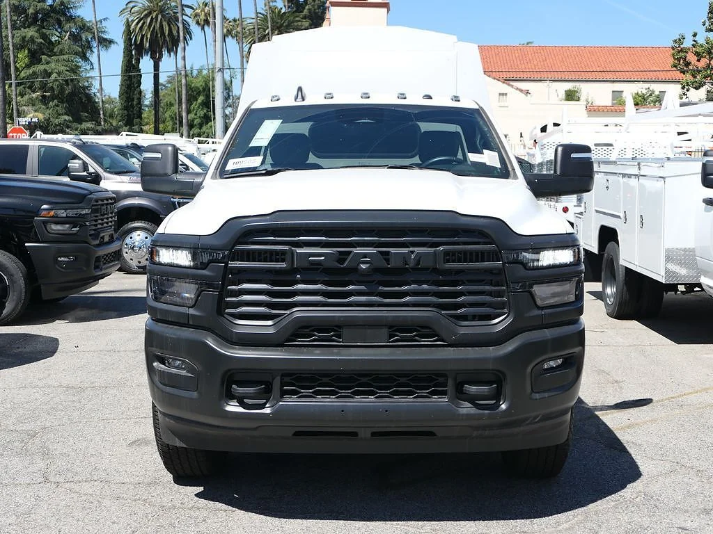 New 2026 Bright White Clearcoat RAM Tradesman image 7
