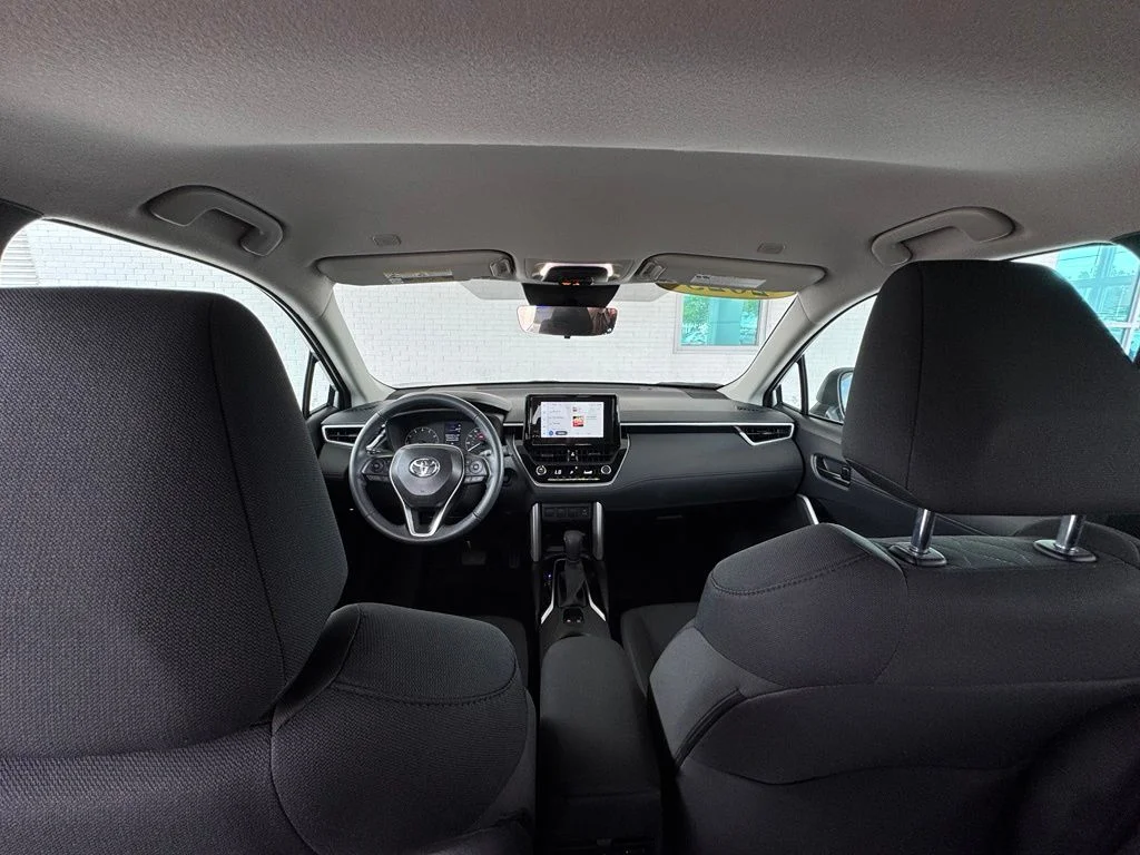 Used 2025 Silver Toyota LE image 26