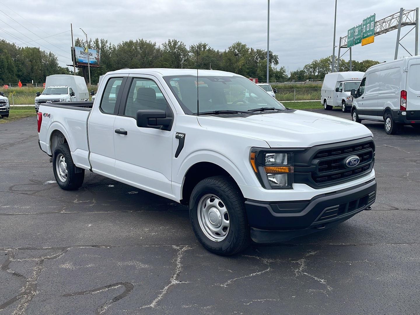 Used 2023 Oxford White Ford XL image 7