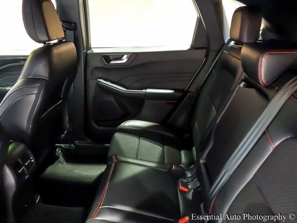 2025 FORD ESCAPE - Image 14
