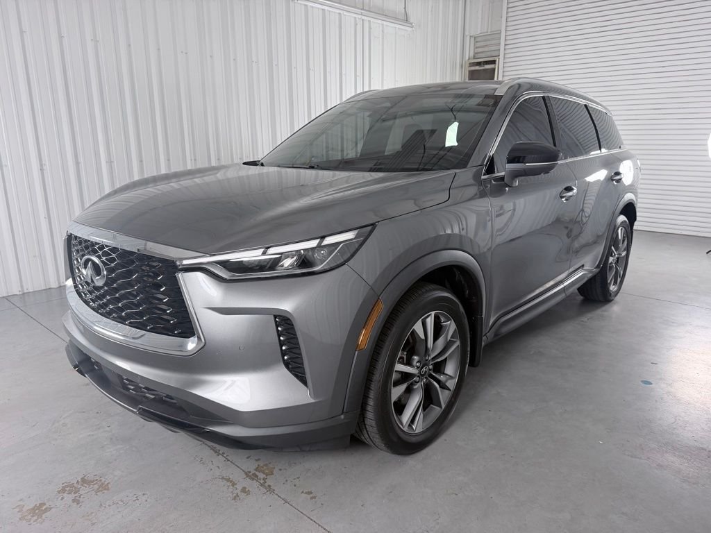 2023 INFINITI QX60 LUXE's photo