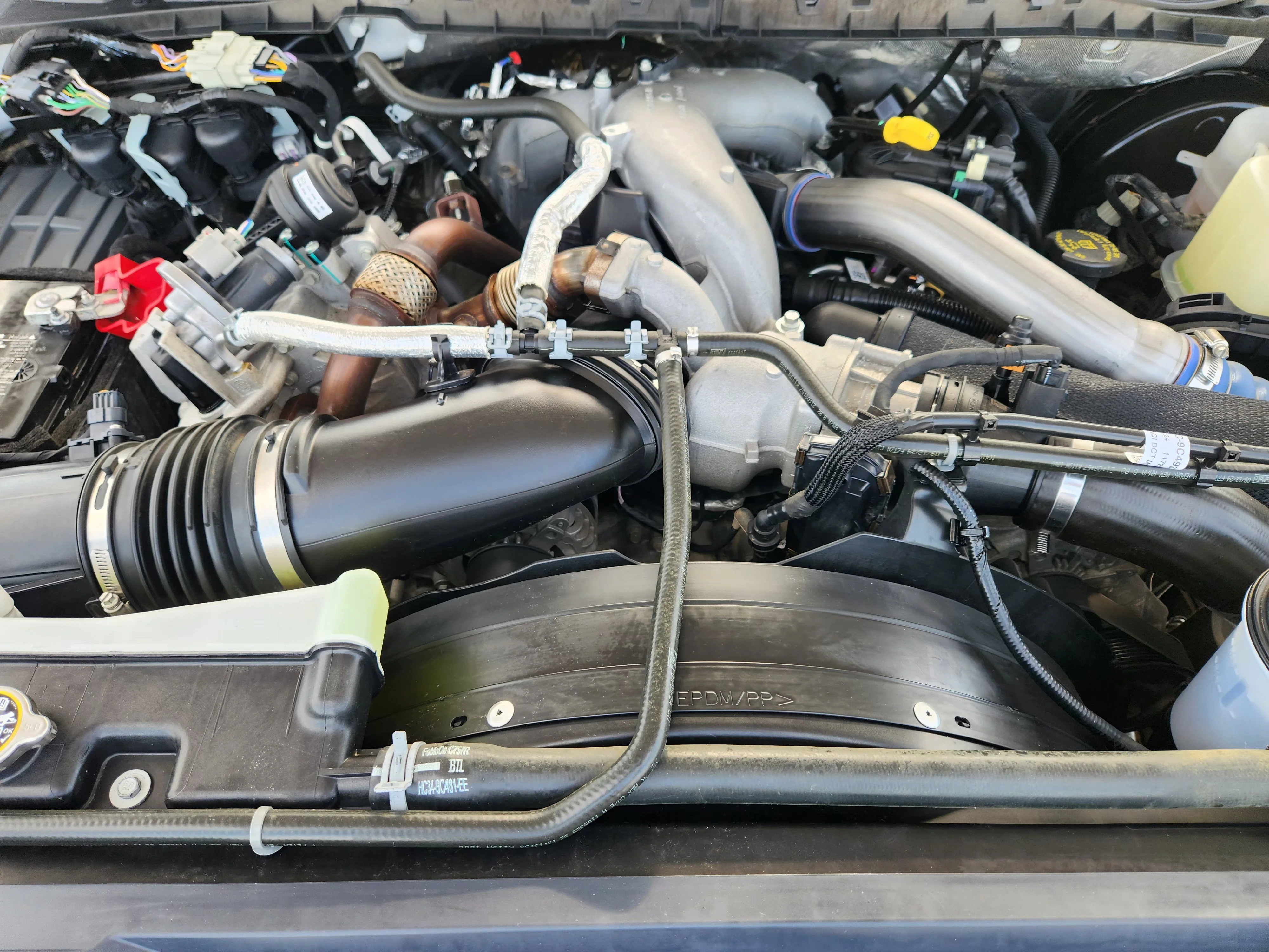 Used 2024  Ford XL image 33