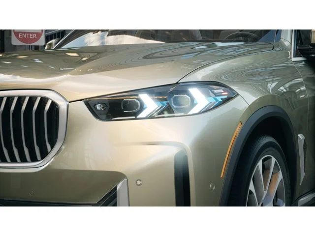 Used 2026 Manhattan Green Metallic BMW xDrive40i image 6