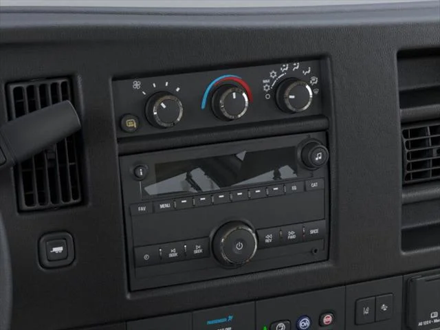 2025 Chevrolet Express Cargo Work Van - Photo 20