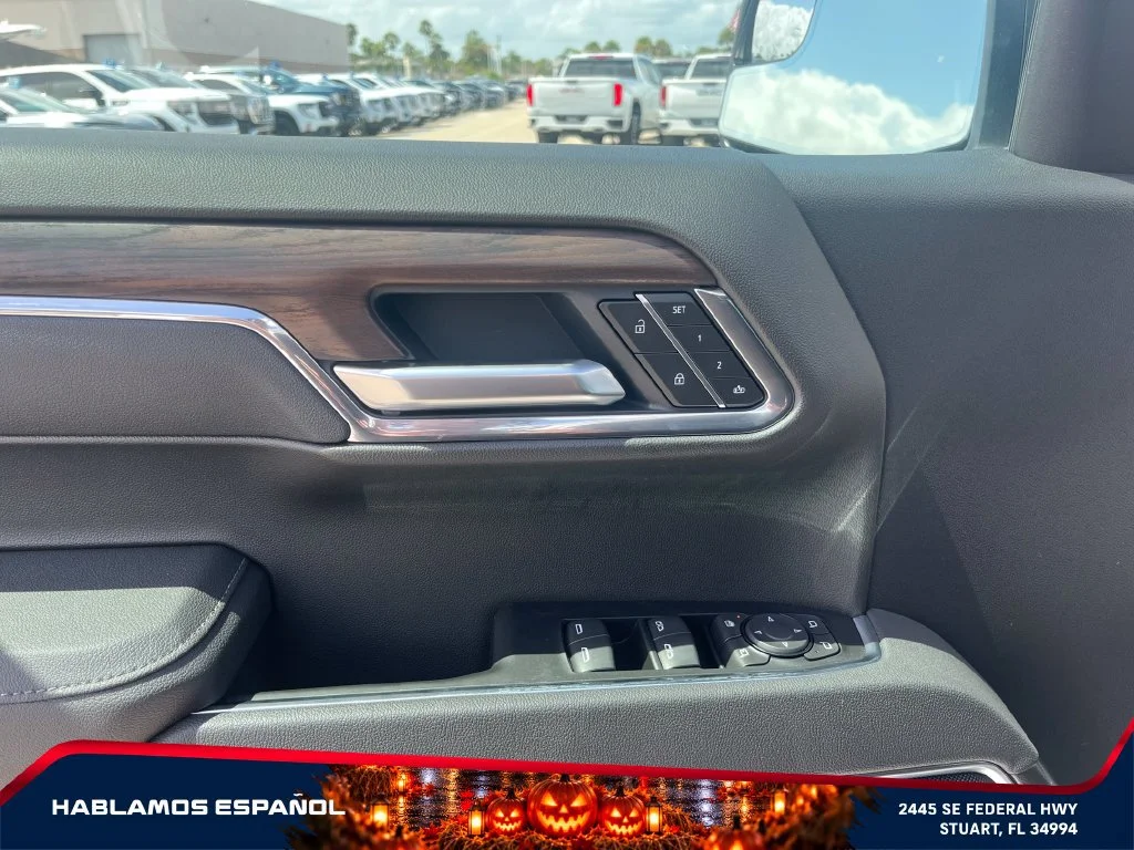 New 2026 Summit White GMC SLT image 22