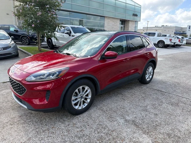 2020 Ford Escape SE